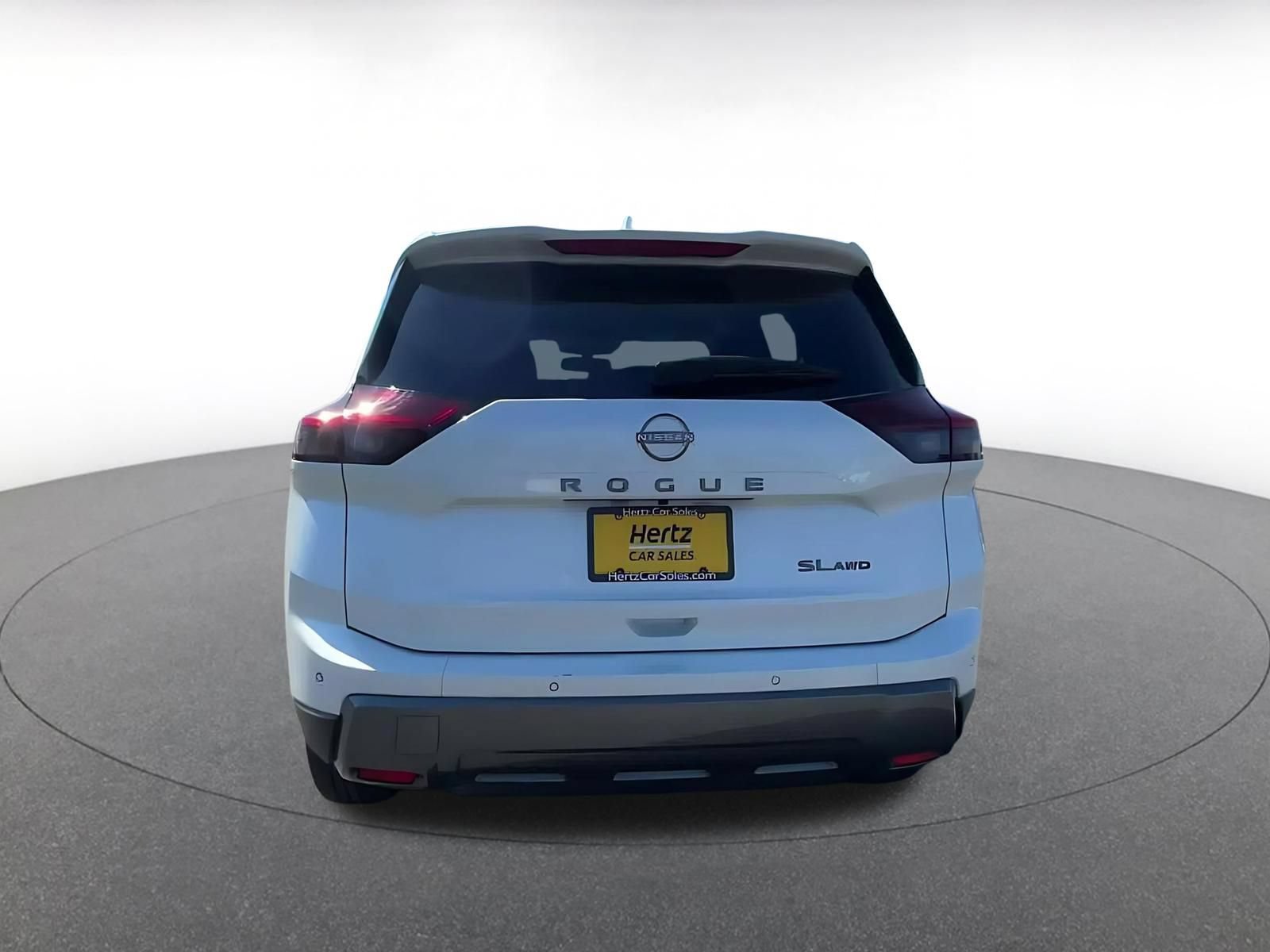 Used 2026 Nissan Rogue SL AWD/4WD image 12