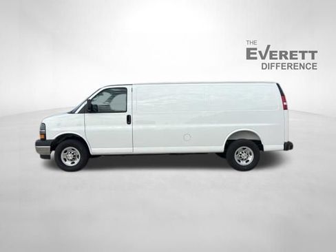 New 2026 Chevrolet Express 3500 Extended w/ Driver Convenience Package RWD image 4