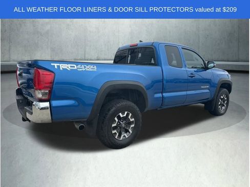 Used 2017 Toyota Tacoma TRD Off-Road w/ Tow Package AWD/4WD image 7