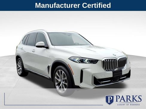 Used 2025 BMW X5 xDrive40i w/ Premium Package AWD/4WD image 1