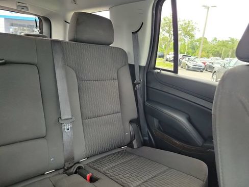 Used 2019 Chevrolet Tahoe LS RWD image 16