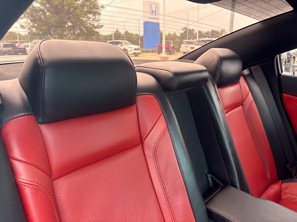 Used 2015 Dodge Charger SXT w/ AWD Premium Group image 36