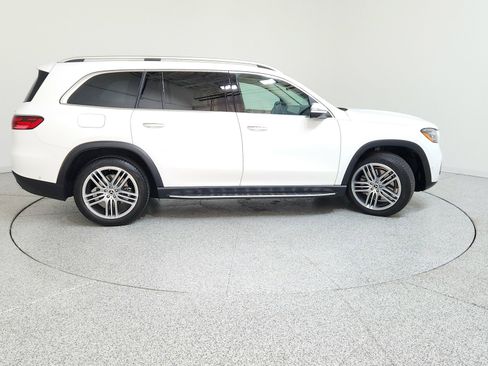 Certified 2025 Mercedes-Benz GLS 450 4MATIC image 6