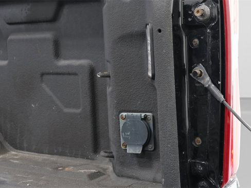 Used 2020 Chevrolet Silverado 2500 LTZ image 36