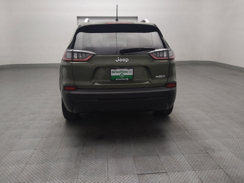 Used 2020 Jeep Cherokee Latitude w/ Cold Weather Group FWD image 6