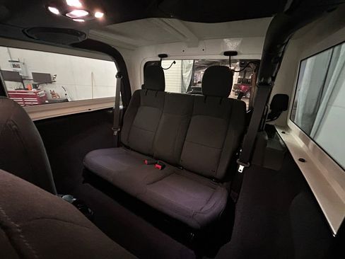 Used 2022 Jeep Wrangler Sport S image 19