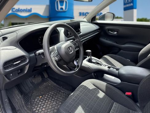 Used 2024 Honda HR-V LX image 13