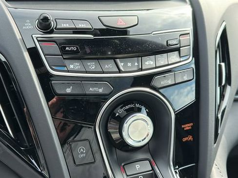 New 2026 Acura RDX SH-AWD image 17