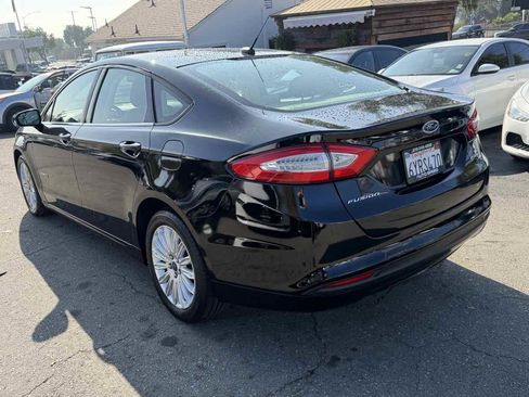 Used 2013 Ford Fusion SE image 5