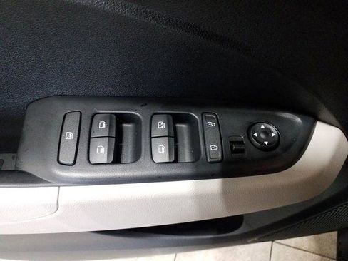 New 2026 Hyundai Venue SEL image 12