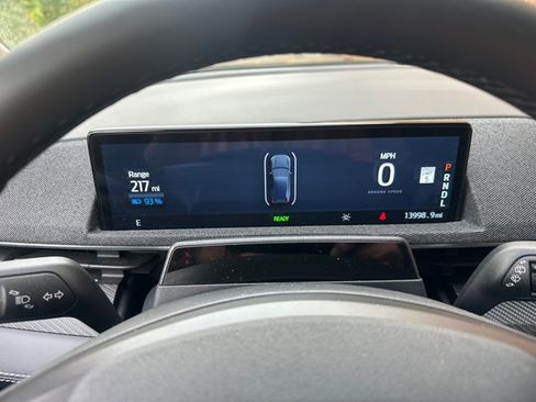 Used 2024 Ford Mustang Mach-E Premium image 18