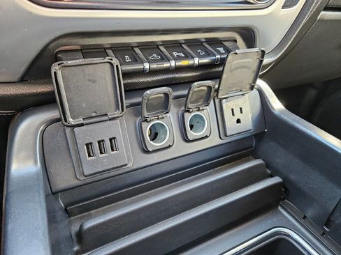 Used 2015 GMC Sierra 3500 SLT w/ Duramax Plus Package image 6