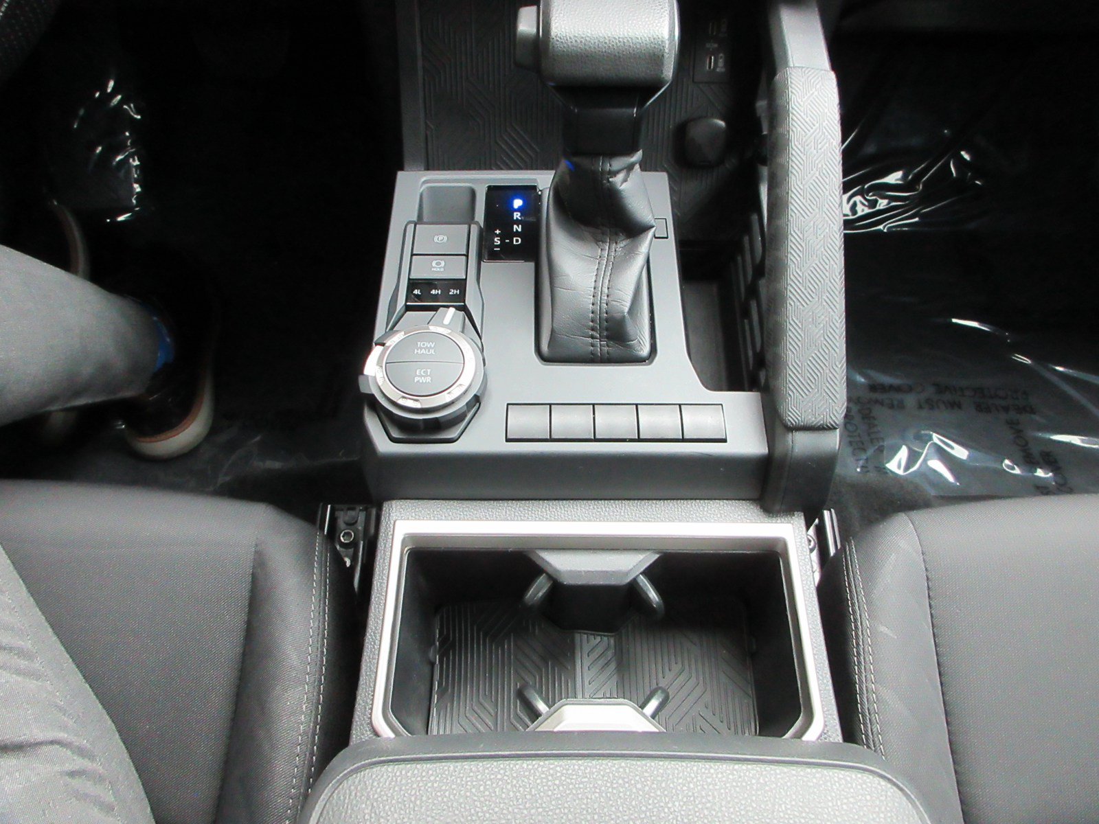 Used 2025 Toyota Tacoma SR5 AWD/4WD image 43