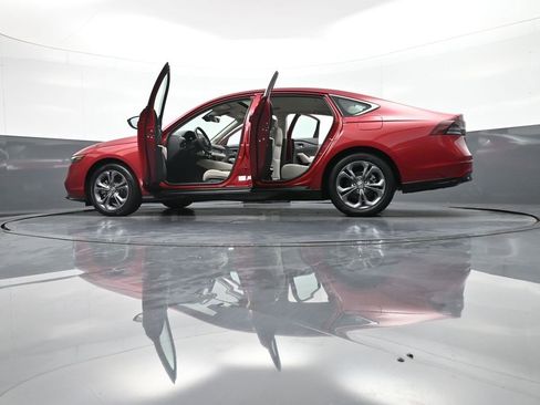 Certified 2024 Honda Accord EX-L image 48