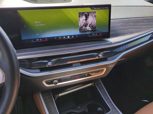 Certified 2024 BMW X5 xDrive40i w/ M Sport Package image 29