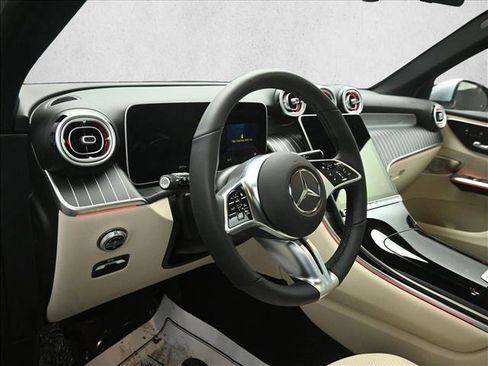 Certified 2026 Mercedes-Benz GLC 300 4MATIC image 10