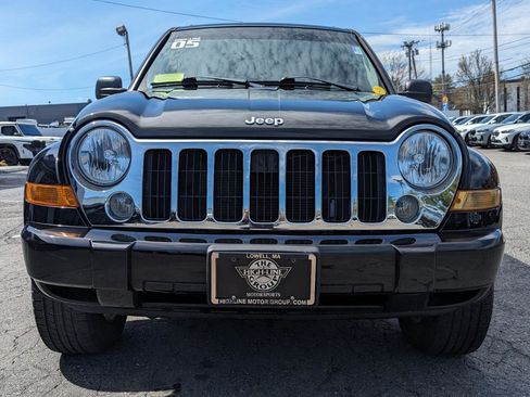 Used 2005 Jeep Liberty Limited AWD/4WD image 4