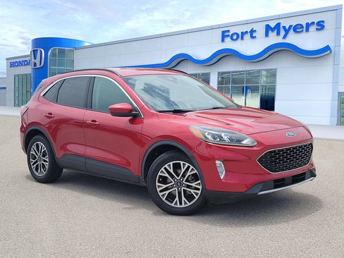Used 2020 Ford Escape SEL FWD image 1