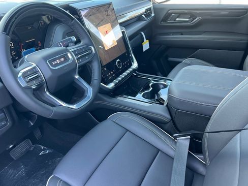 New 2026 GMC Yukon XL Elevation w/ Elevation Premium Package image 7