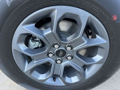 New 2025 Ford Maverick XLT image 8