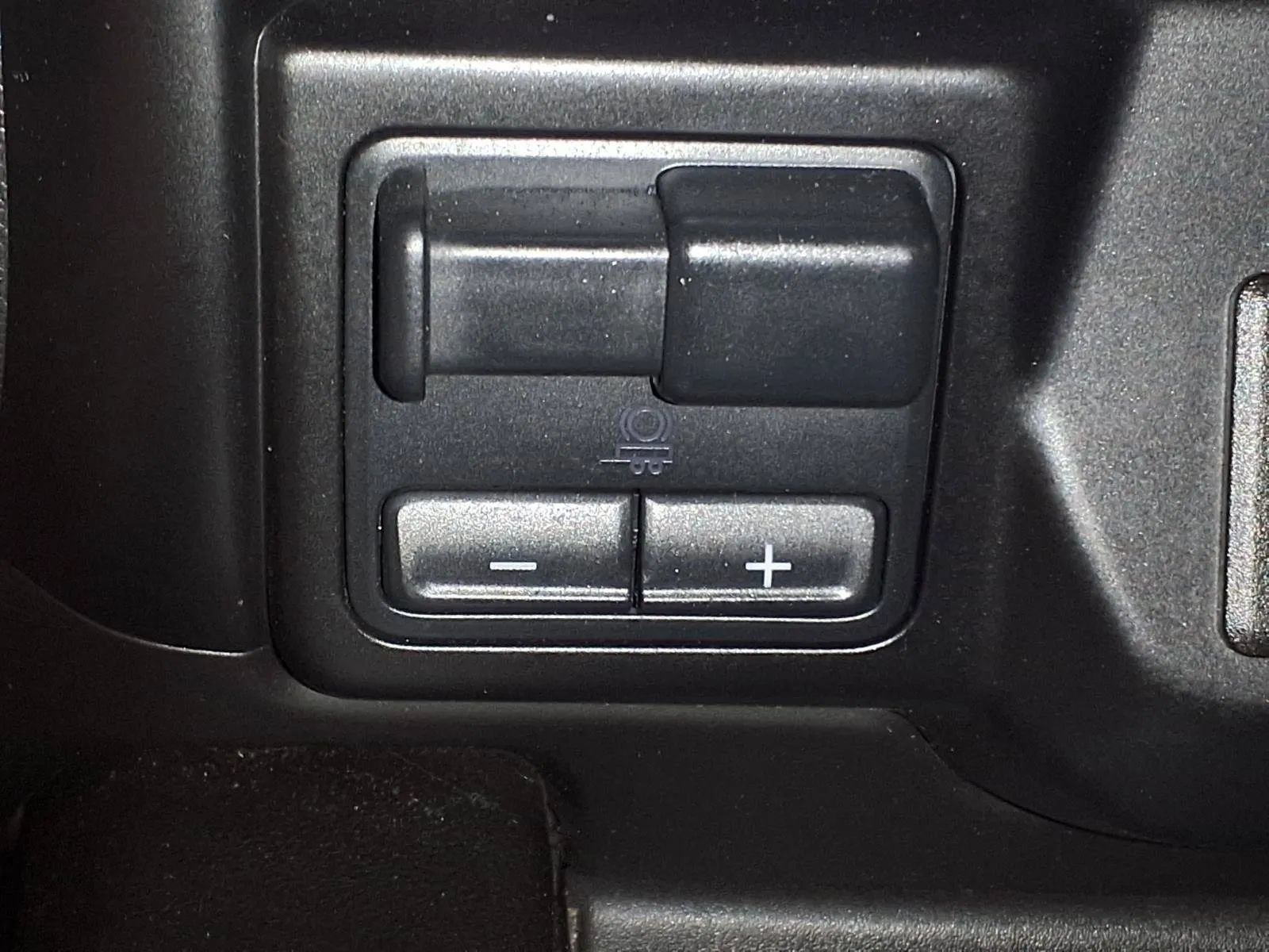 Used 2021 Chevrolet Silverado 1500 RST AWD/4WD image 21