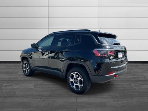 Used 2022 Jeep Compass Trailhawk w/ Sun and Sound Group AWD/4WD image 5