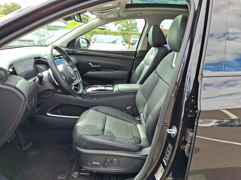 Certified 2024 Hyundai Tucson Limited image 13