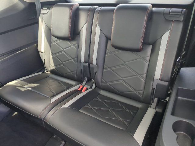 Used 2024 Volkswagen Atlas Peak Edition SEL AWD/4WD image 22