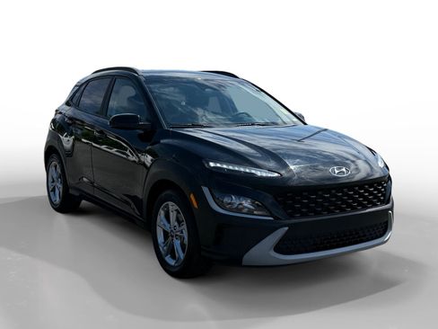 Used 2023 Hyundai Kona SEL FWD image 7