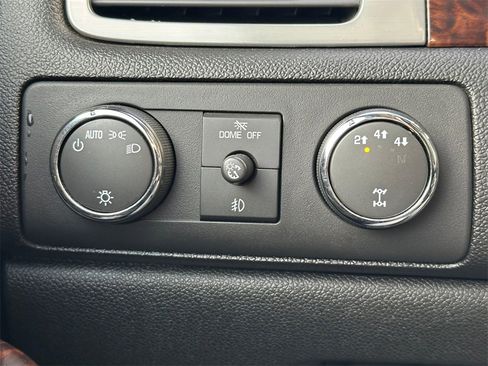 Used 2011 GMC Sierra 3500 Denali image 29