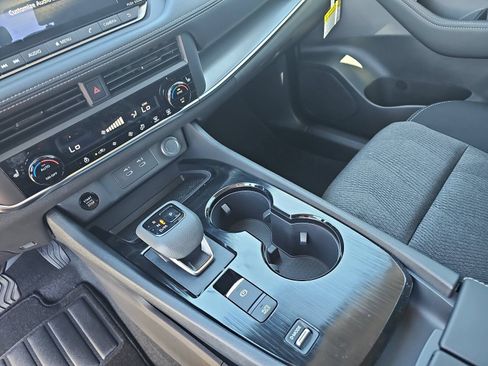 New 2026 Nissan Rogue SV w/ Cold Weather Package FWD image 25