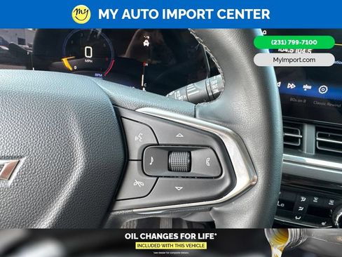 Used 2025 Chevrolet Trax ACTIV FWD image 17