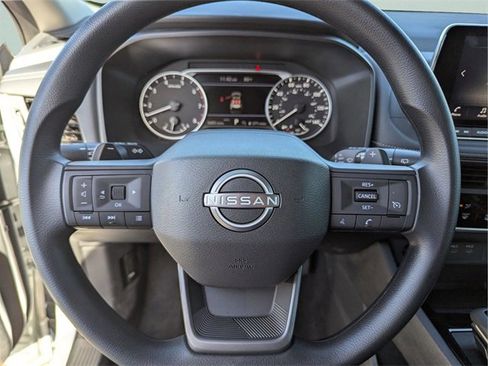 Certified 2025 Nissan Rogue S image 34