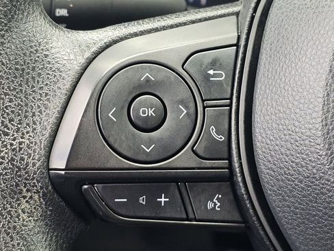 Used 2024 Toyota RAV4 LE AWD/4WD image 16