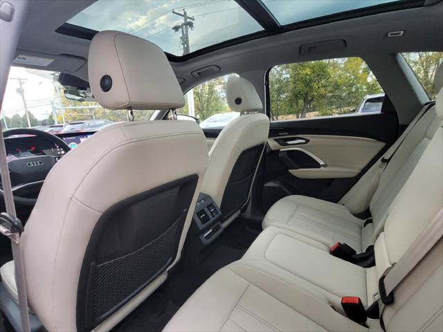 Used 2025 Audi Q5 Premium Plus w/ Premium Plus AWD/4WD image 17