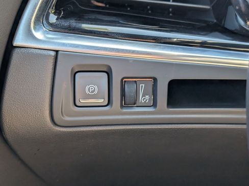 Used 2024 Cadillac XT6 Luxury w/ LPO, Floor Liner Package AWD/4WD image 25