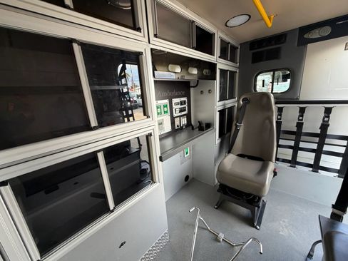 Used 2022 RAM ProMaster 2500 FWD image 10