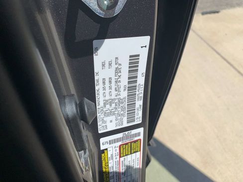 New 2026 Toyota Tundra Limited AWD/4WD image 34
