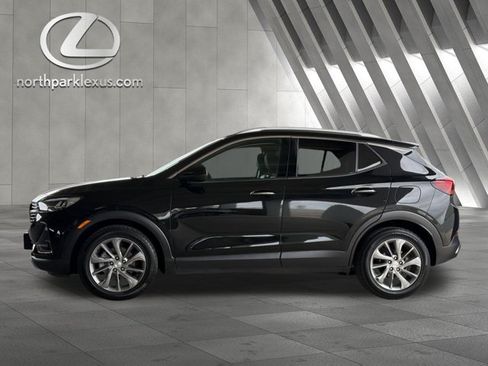 Used 2022 Buick Encore GX Essence w/ Experience Buick Package FWD image 1