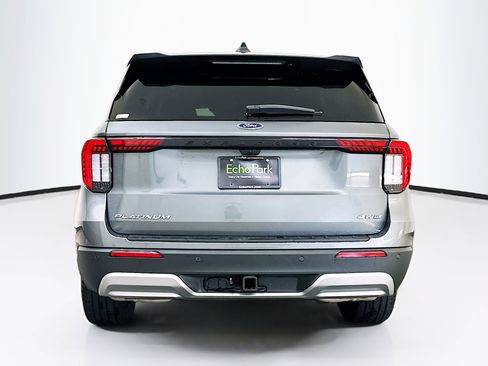 Used 2025 Ford Explorer Platinum w/ LUX Leather Package AWD/4WD image 7