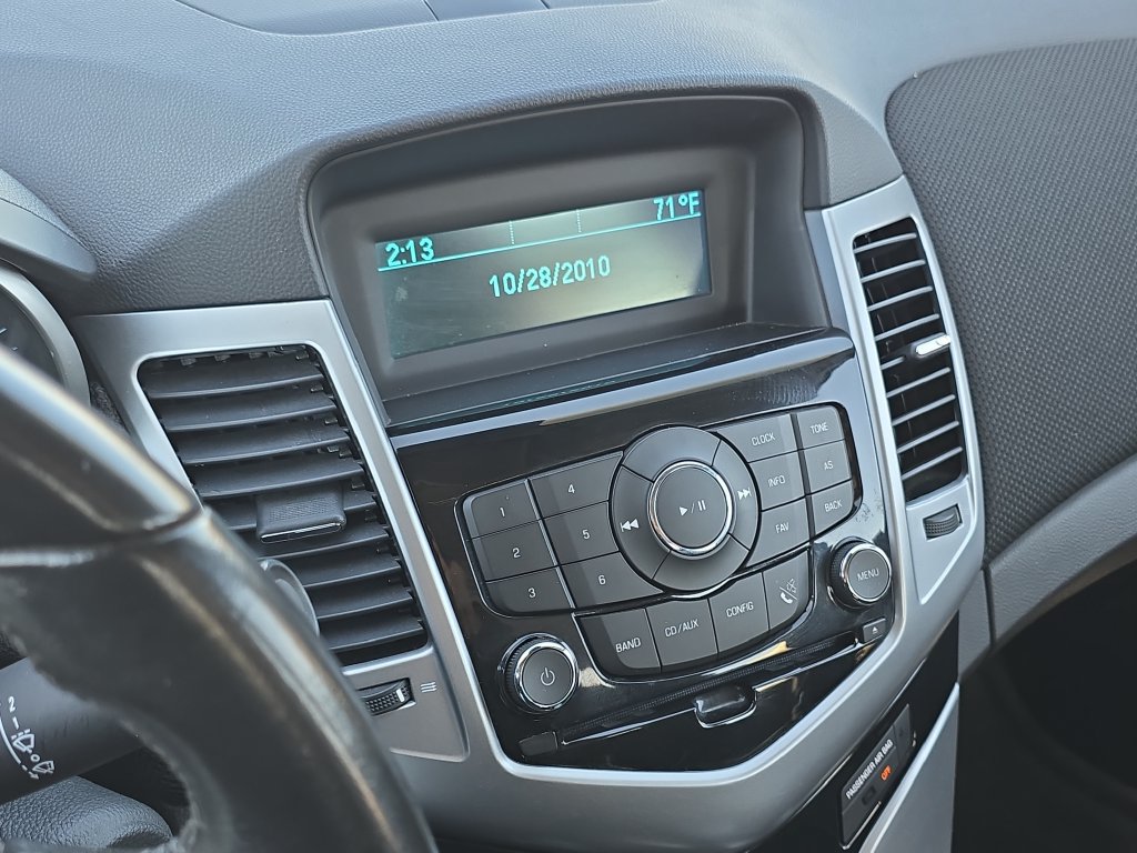 Used 2011 Chevrolet Cruze Eco FWD image 21