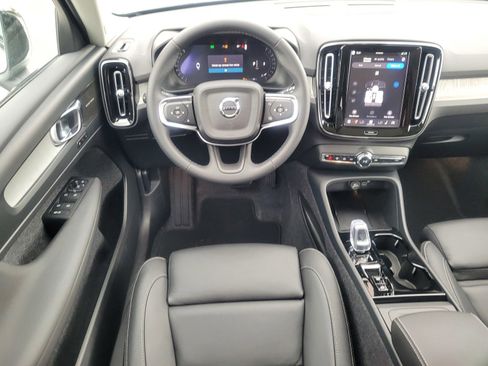 New 2026 Volvo XC40 B5 Ultra w/ Climate Package image 12