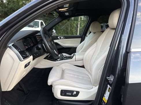 Used 2020 BMW X5 xDrive40i w/ Executive Package AWD/4WD image 13