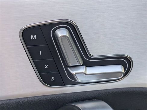 Used 2023 Mercedes-Benz CLA 250 image 14