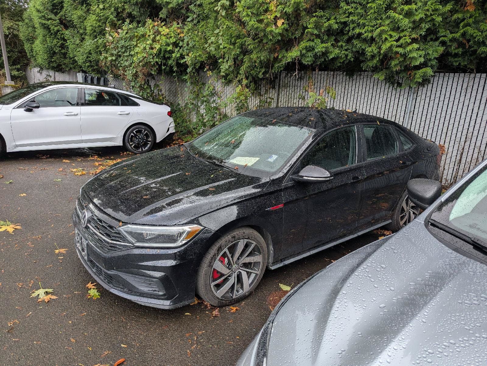 Used 2021 Volkswagen Jetta GLI FWD image 2