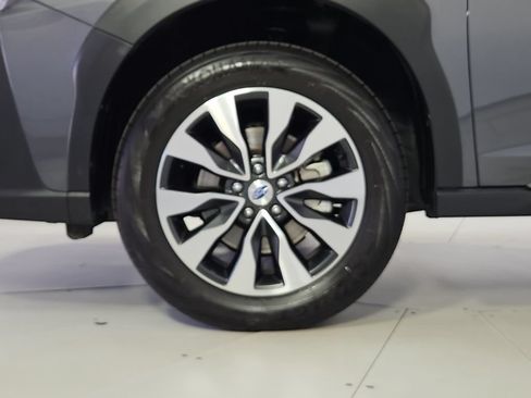Certified 2025 Subaru Outback Touring XT AWD/4WD image 5