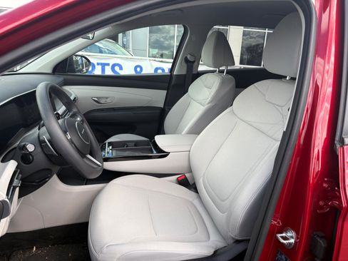 Used 2025 Hyundai Tucson Blue image 18