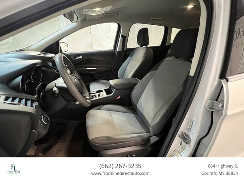 Used 2018 Ford Escape SE w/ SE Sync 3 Package image 9