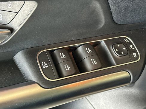Certified 2023 Mercedes-Benz GLA 35 AMG 4MATIC image 15