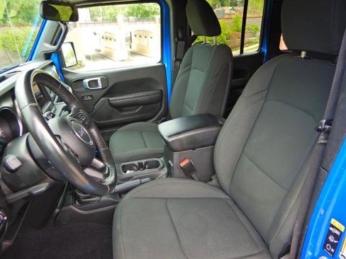 Used 2021 Jeep Wrangler Unlimited Sport AWD/4WD image 13